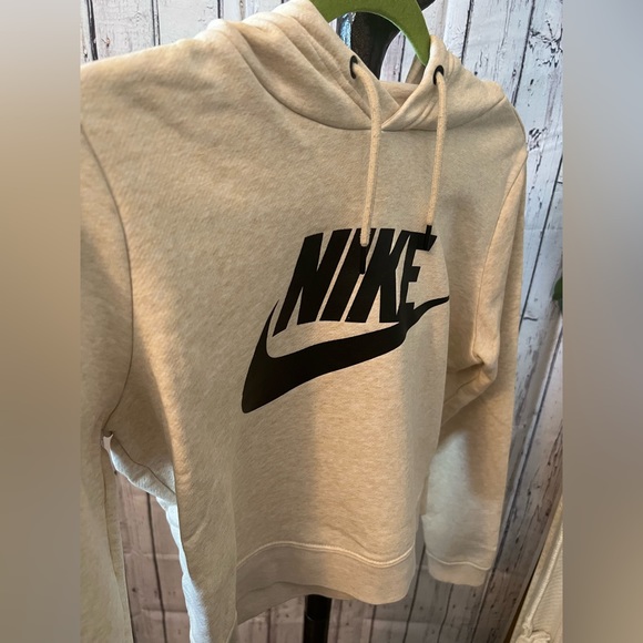 Nike Womens Cropped Hoodie - Picture 3 of 9